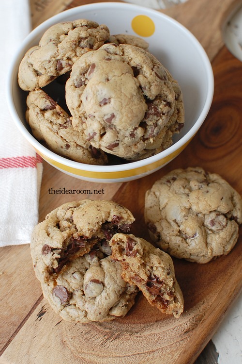 Best Chocolate Chip Cookies...for reals - The Idea Room