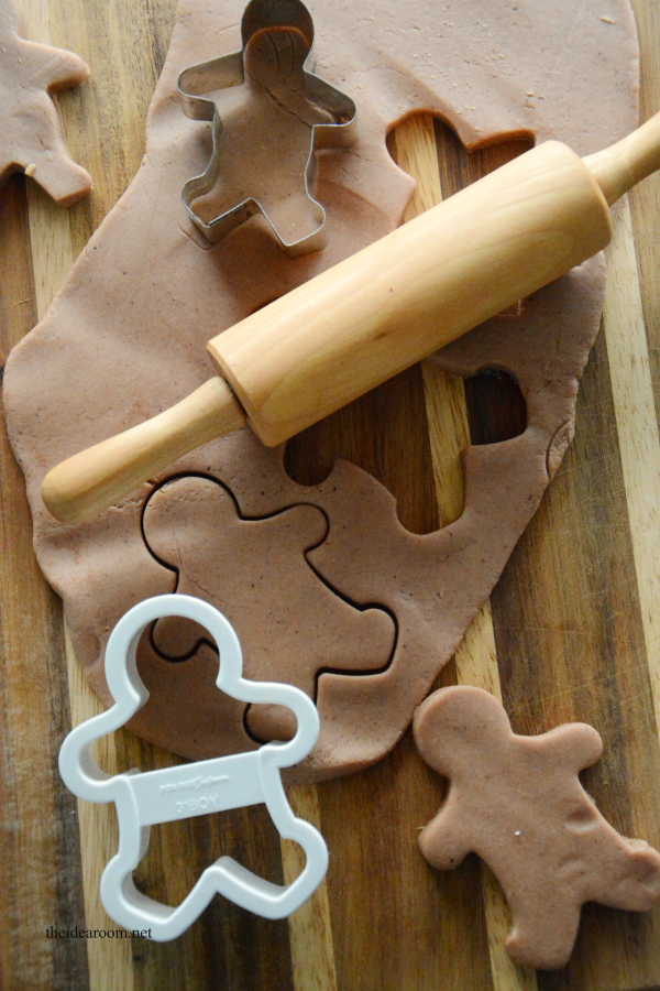 Gingerbread Play Dough Gift Kit & Recipe - The Idea Room