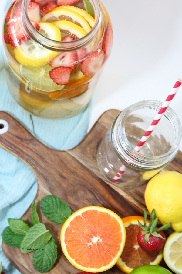 Non-Alcoholic Fruit Sangria Drink Recipe