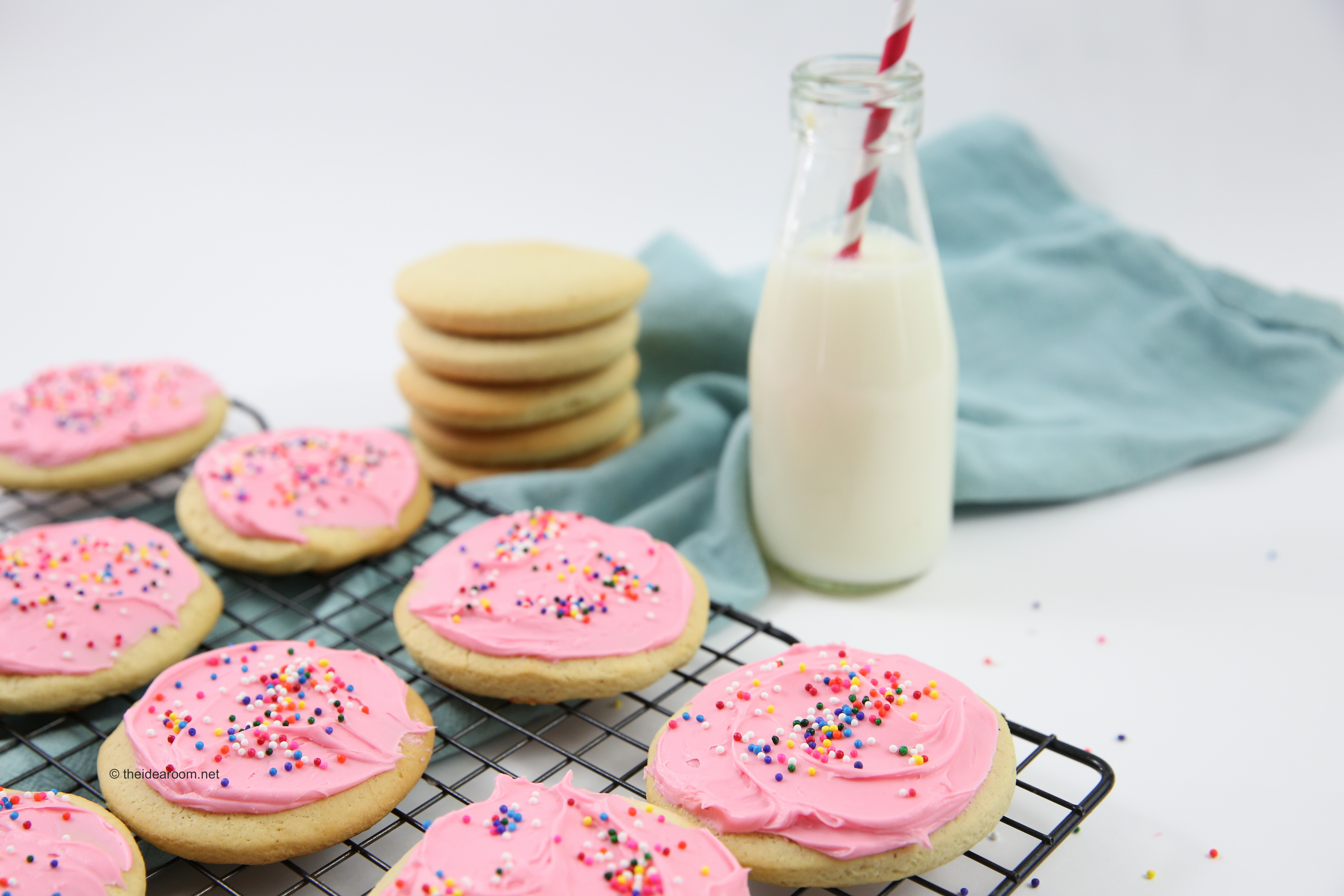 soft-sugar-cookies-theidearoom-12 - The Idea Room