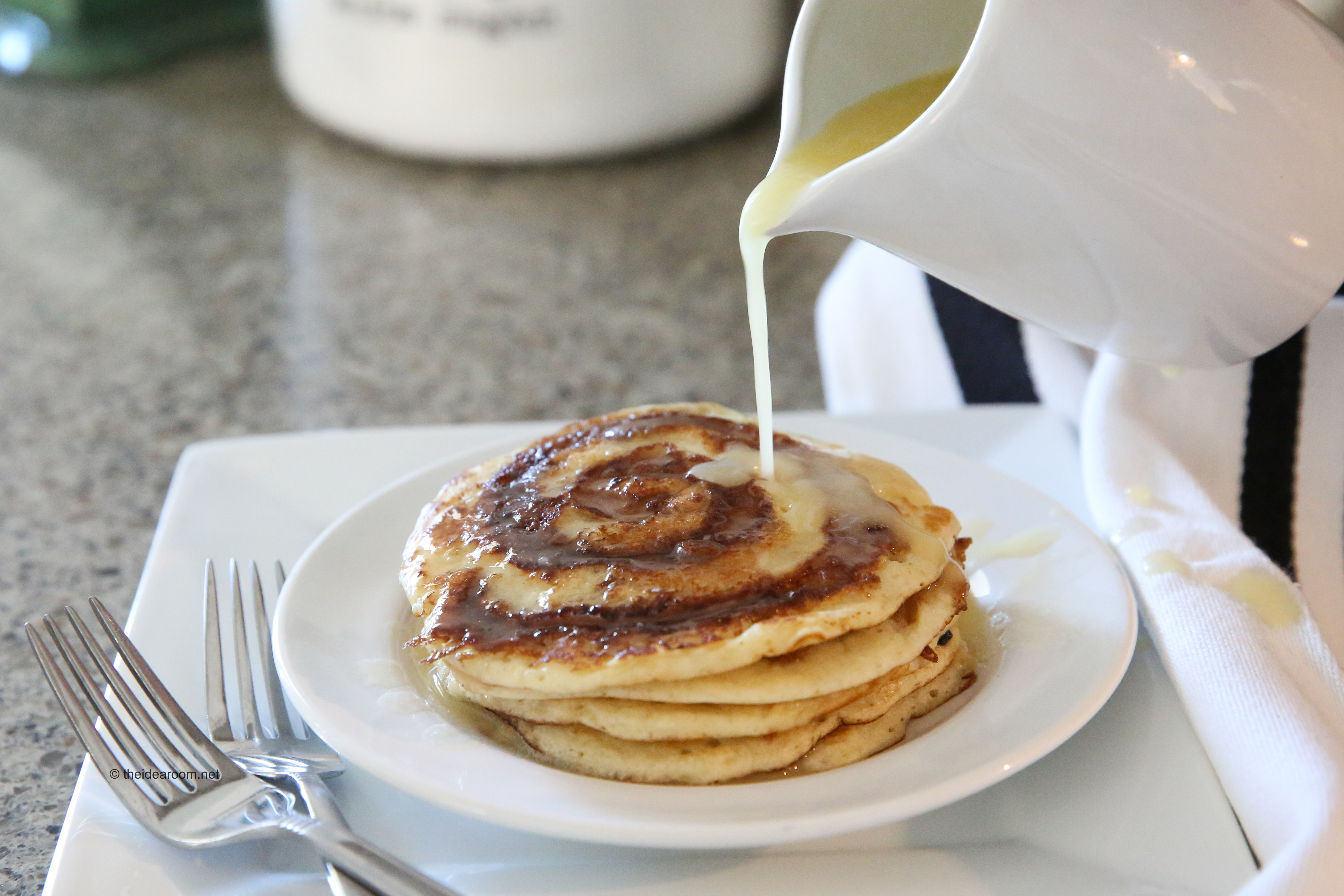Cinnamon Swirl Pancakes Recipe