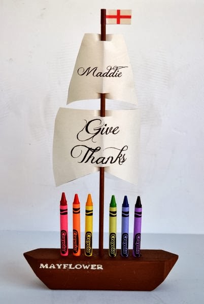 10-DIY Thanksgiving Mayflower Crayon Place Card Crayola-009