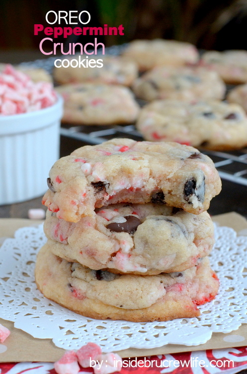 1386215461_oreo_peppermint_crunch_cookies_title-1
