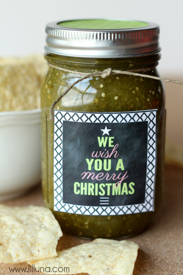 Sweet-Green-Salsa-Christmas-Gift-with-Free-Printable-lilluna.com-