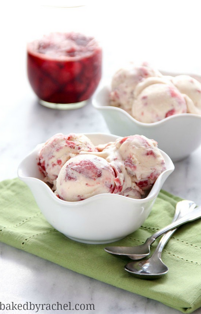 Roasted-Strawberry-Ice-Cream
