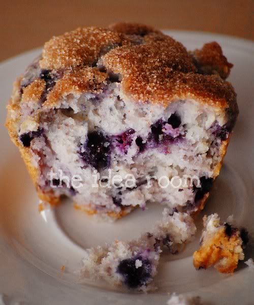 blueberry sourcream muffins