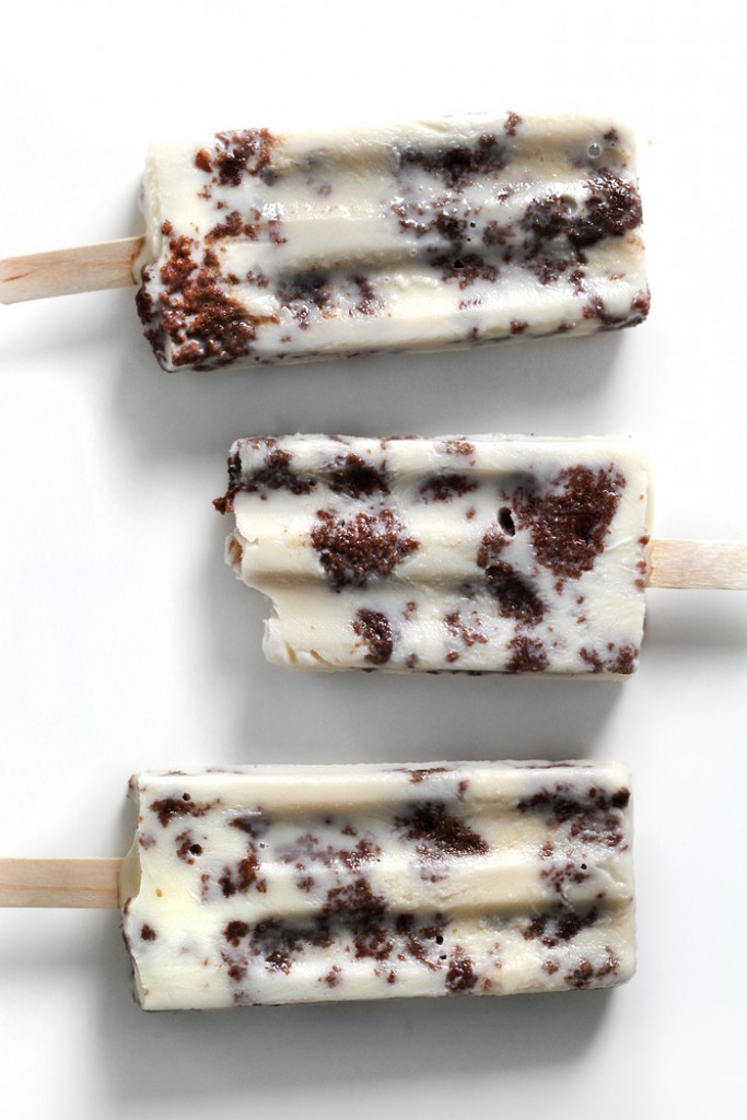 v-brownie-and-milk-popsicle-front