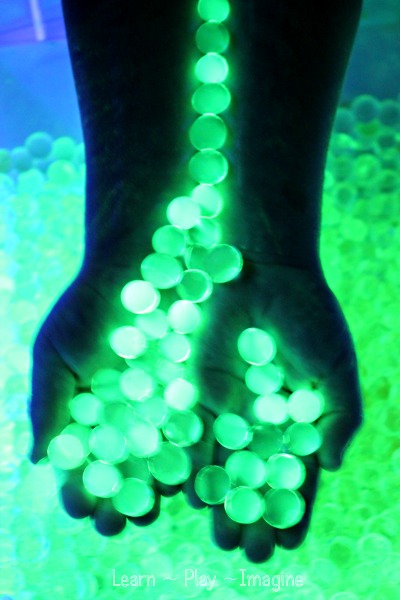 Glowing Water and Water Beads (1)