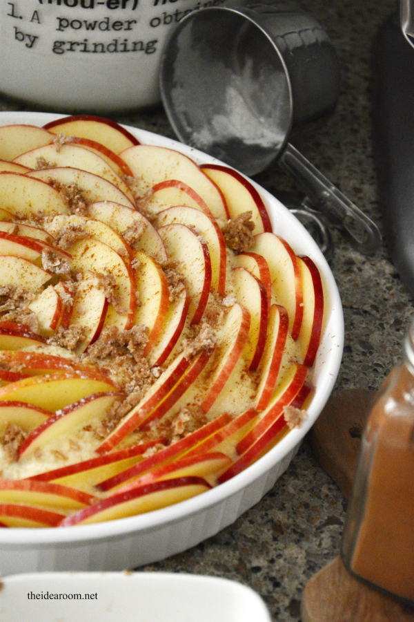 Best Recipes - Apple Recipes at the36thavenue.com Enjoy these Fall Recipes, baked goods, desserts and drinks! 