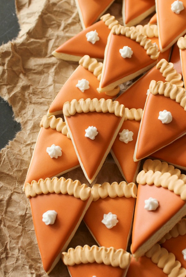 Mini-Pumpkin-Pie-Slice-Cookies
