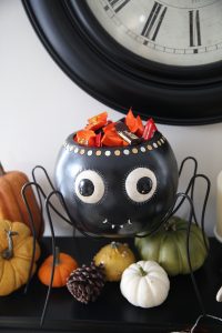 Halloween Home Decorating Tour and a Giveaway - The Idea Room