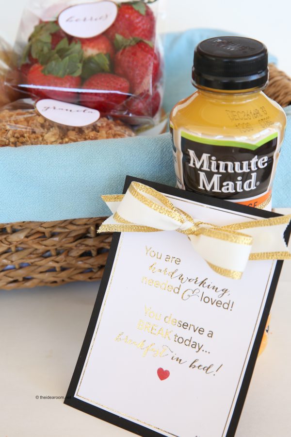 breakfastinbedgiftbaskettheidearoom5 The Idea Room