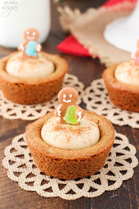 gingerbread_cheesecake_cookie_cups4