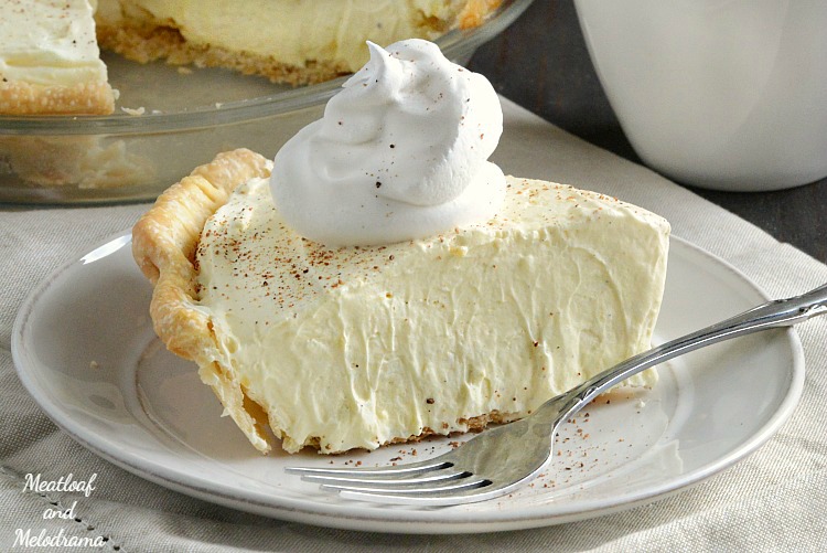 easy-eggnog-pie-dessert-whipped-topping