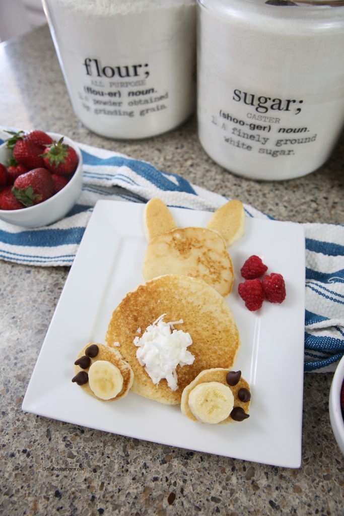 How to Make Easter Bunny Pancakes Video Tutorial