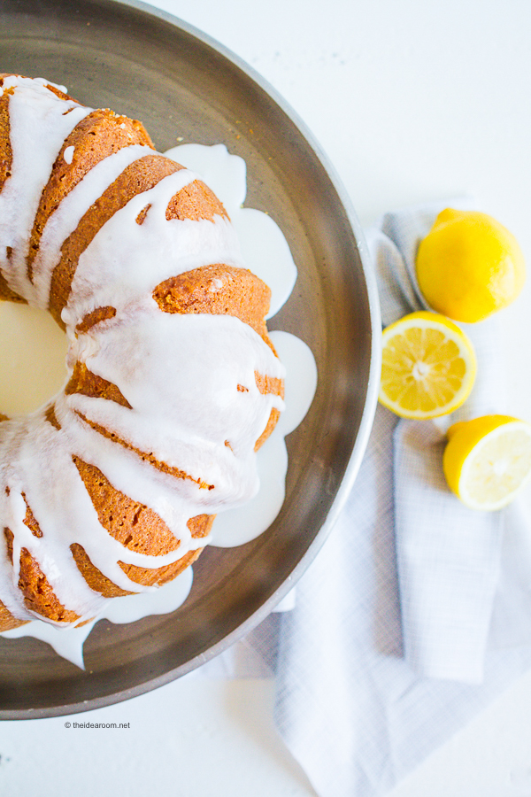 bundt cake recipe lemon sour cream cake