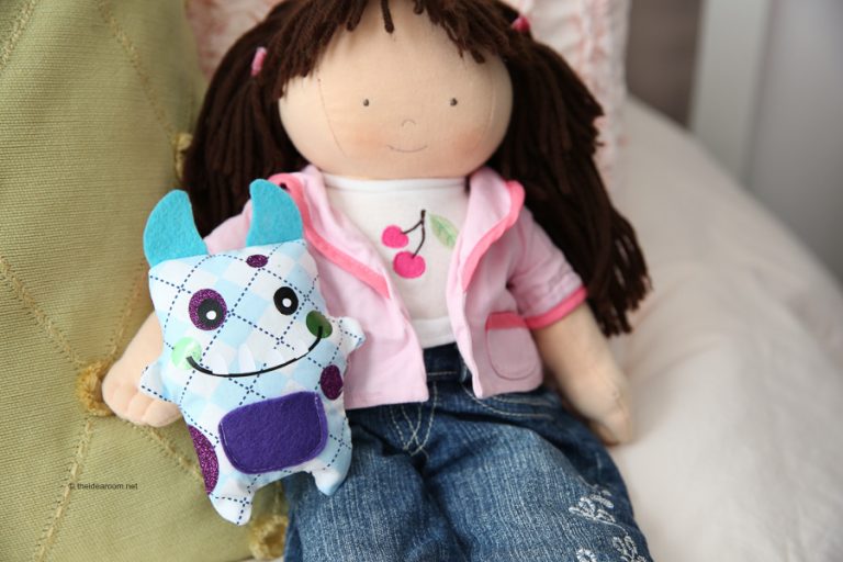 How To Make Tooth Fairy Monster Pillow With Cricut Maker how-to-make-tooth-fairy-monster-pillow-with-cricut-maker