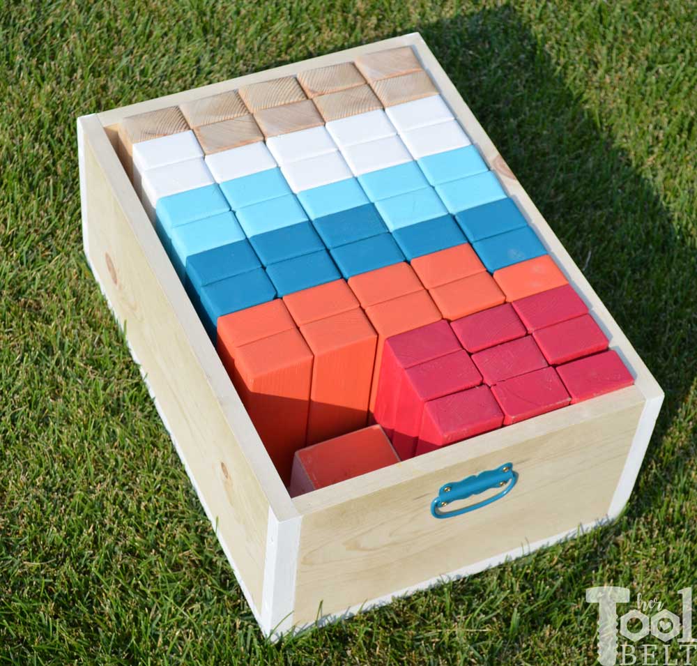 Make your own Jumbo Jenga with a carrying crate that doubles as a playing stand. Add colored dice for a fun roll 'n go option to mix things up. 