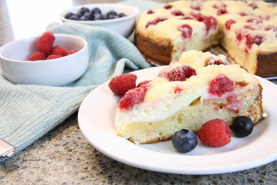 Raspberry Cream Cheese Coffee Cake Recipe