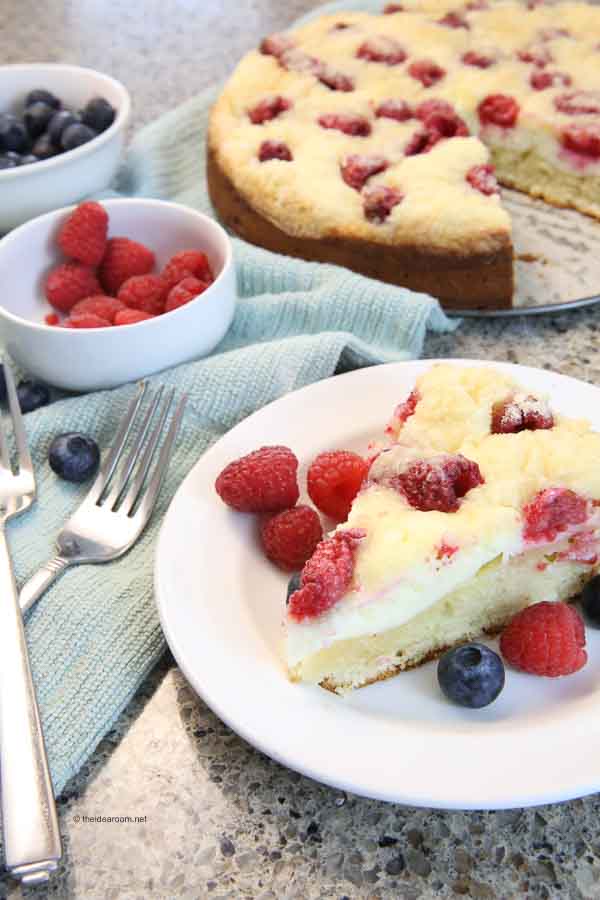 raspberrycreamcheesecakerecipetheidearoom5 The Idea Room
