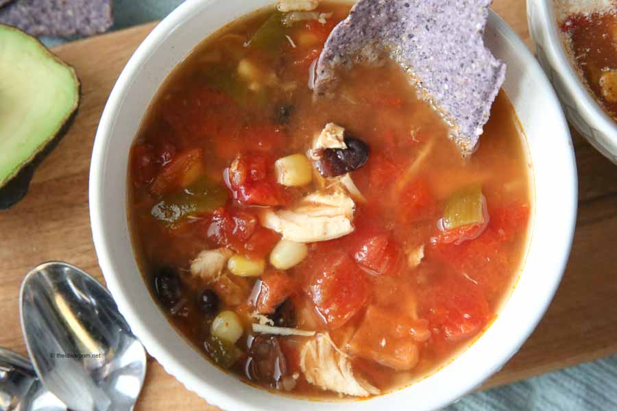 Instant-Pot-Chicken -Tortilla-Soup-Recipe
