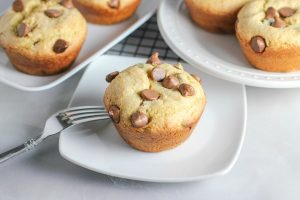 banana-chocolate-chip-muffins-recipe