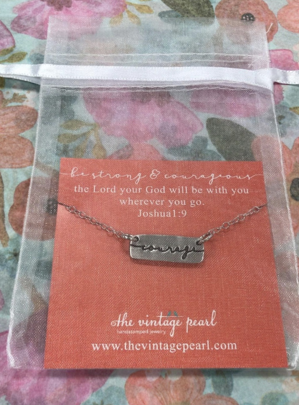 Courage Necklaces and a Vintage Pearl Discount Code The Idea Room