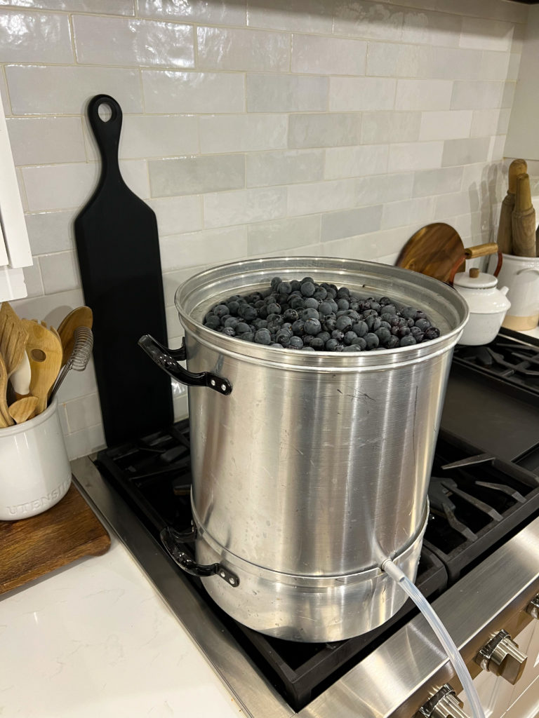 making homemade grape juice
